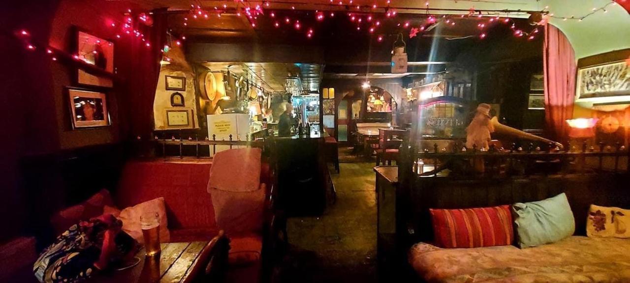 Kingfisher Lodge & Pub Castleconnell Экстерьер фото