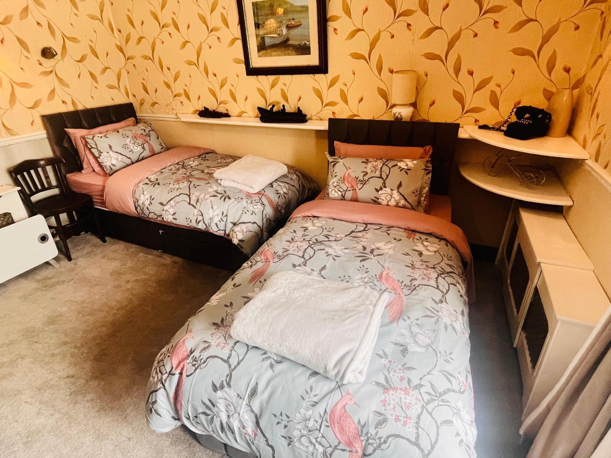 Kingfisher Lodge & Pub Castleconnell Номер фото